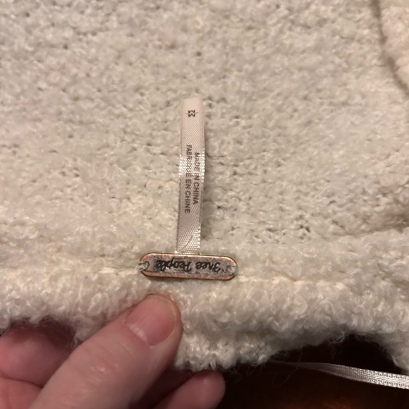 Free People Chanel Ivory Textured Sweater size medium - Picture 3 of 6